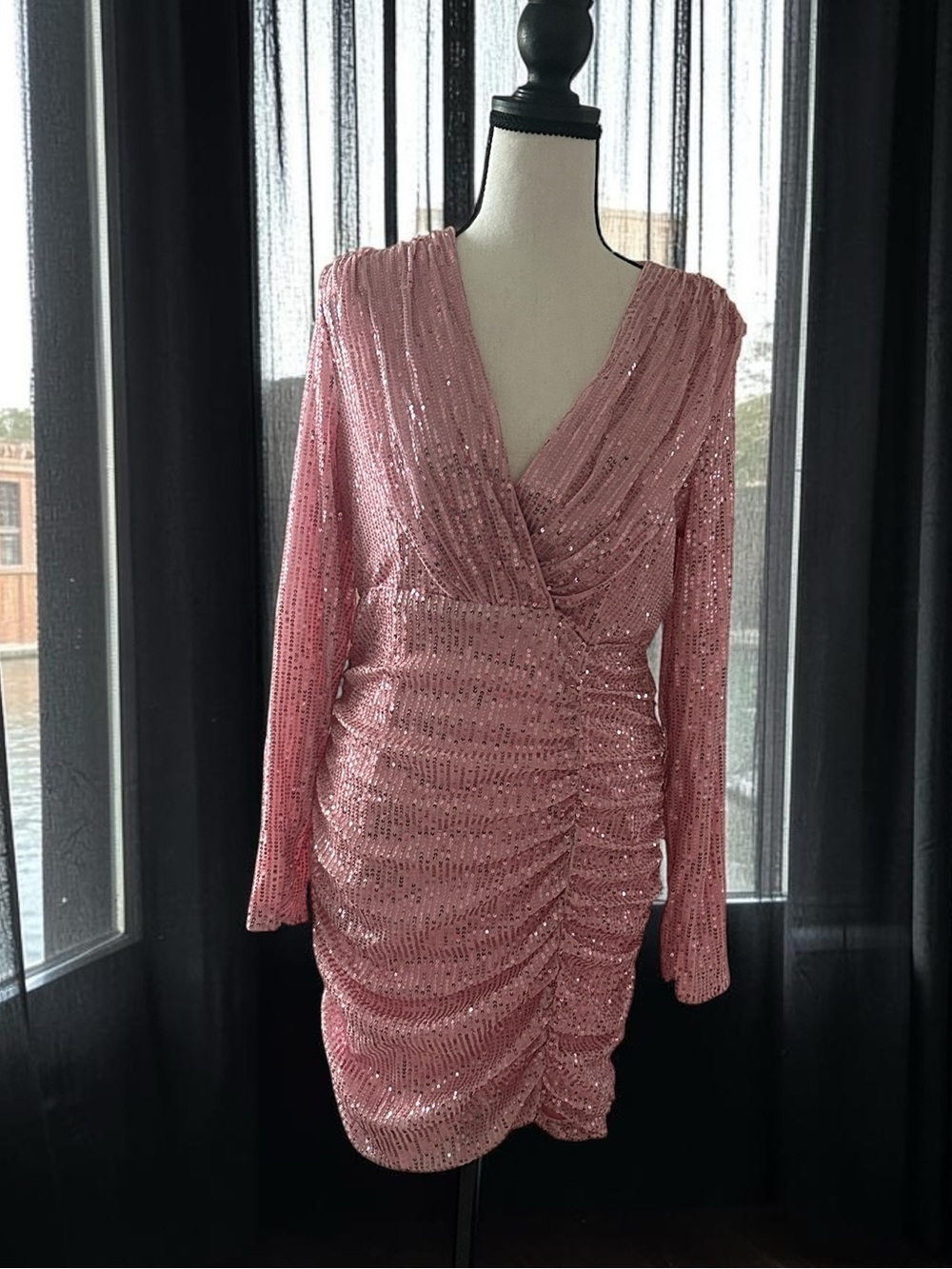 NWOT Pink Glam Sequin Ruched Mini Dress V-Neck Long Sleeve Bodycon Cocktail L